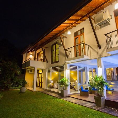 Villa Jasmine Breeze Kaduwela Ngoại thất bức ảnh