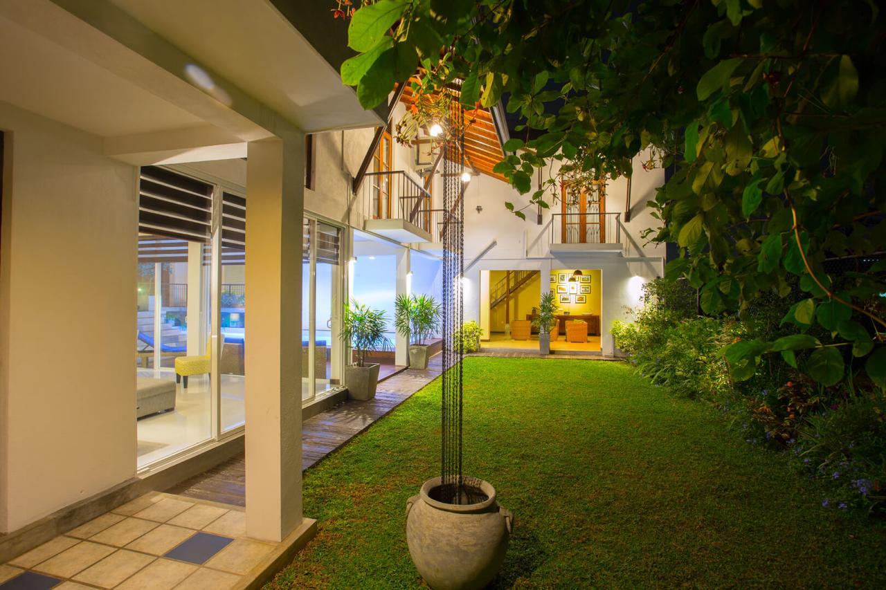 Villa Jasmine Breeze Kaduwela Ngoại thất bức ảnh